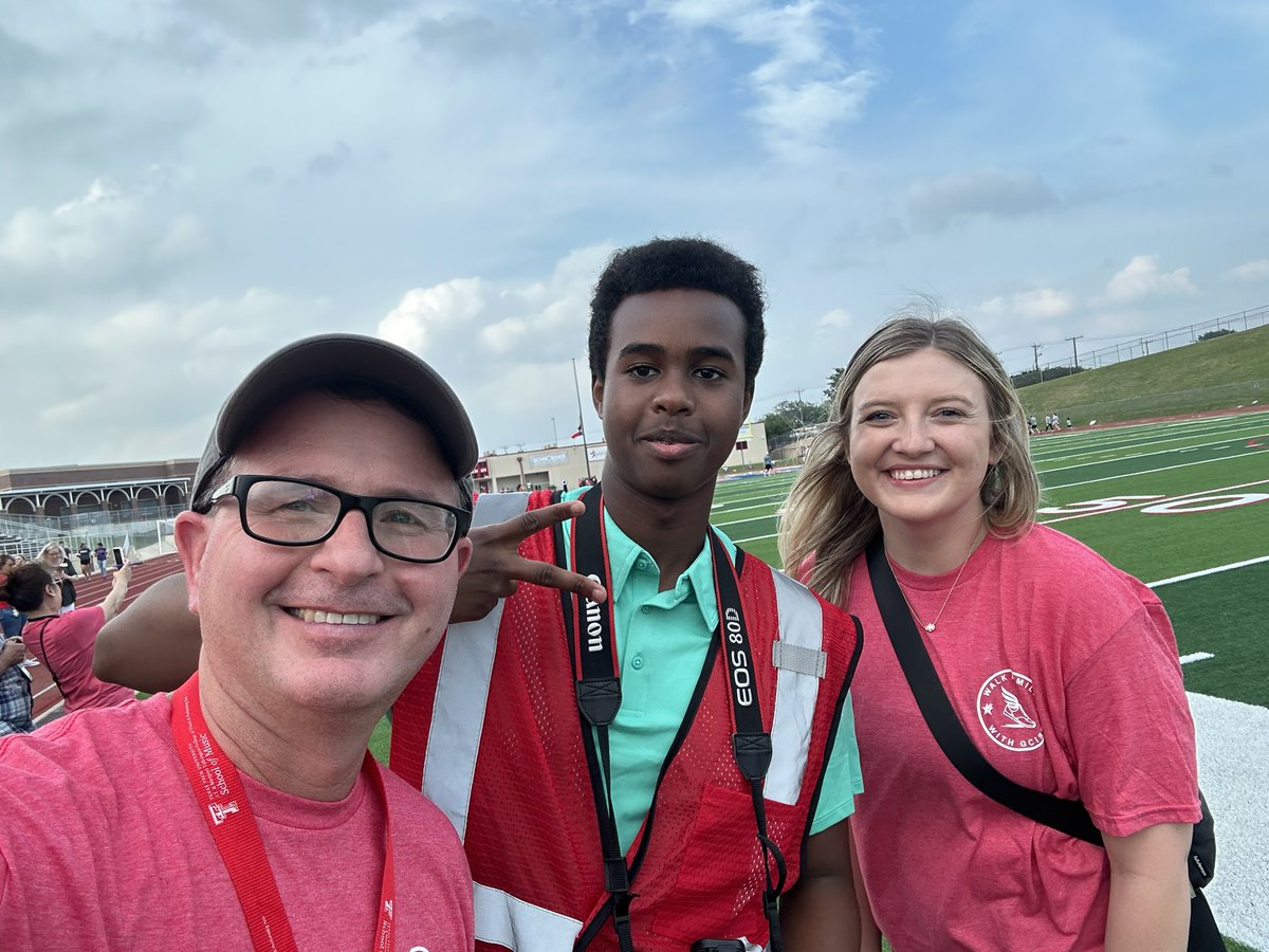 GCISDFineArts's tweet image. #WeAreGCISD at Walk A Mile With @GCISD! It’s a beautiful night!
