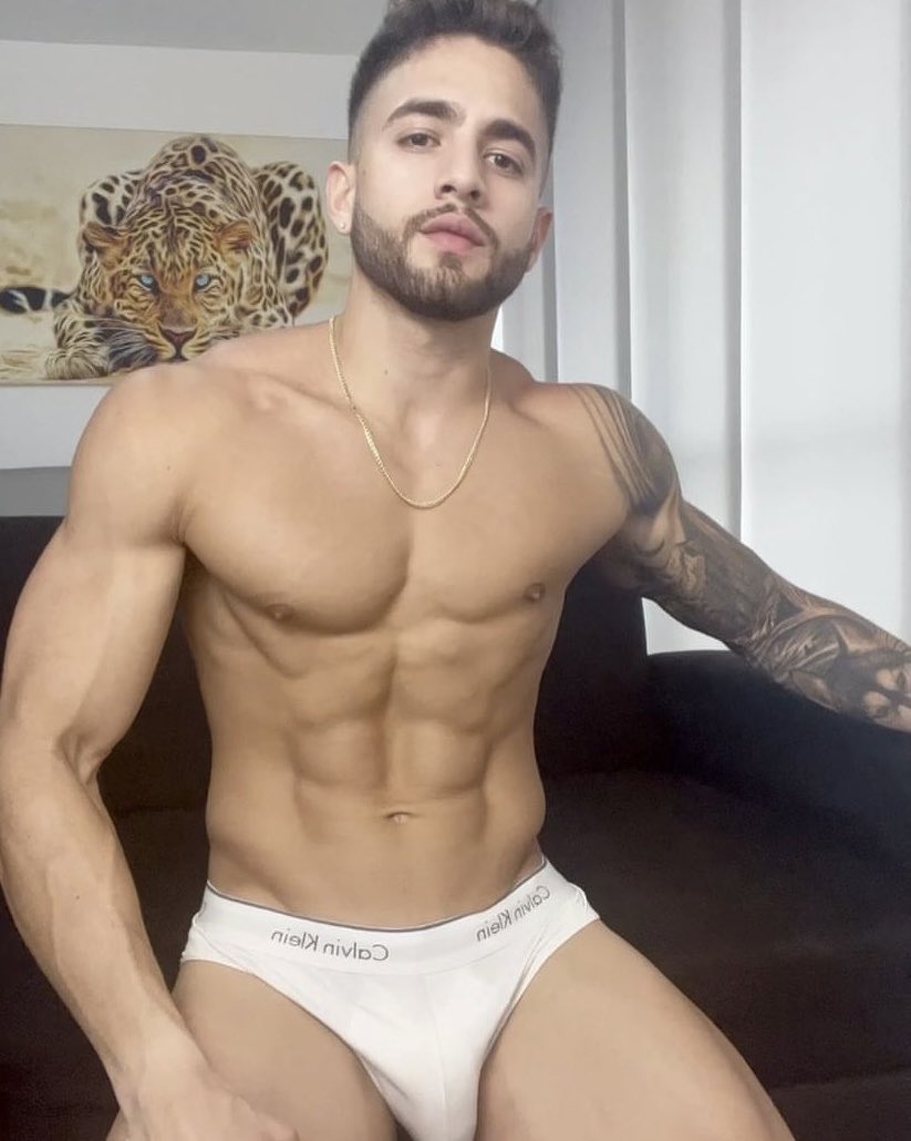 MYTHOLOGY_MAG's tweet photo. The amazing @Antonywalker_ ❤️‍🔥😛

Watch his full video on Mythology now! 💥 It’s on the main feed - not PPV! ✨

#fitness #hotguys #shredded #instagood https://t.co/2Xy4yxgiiO