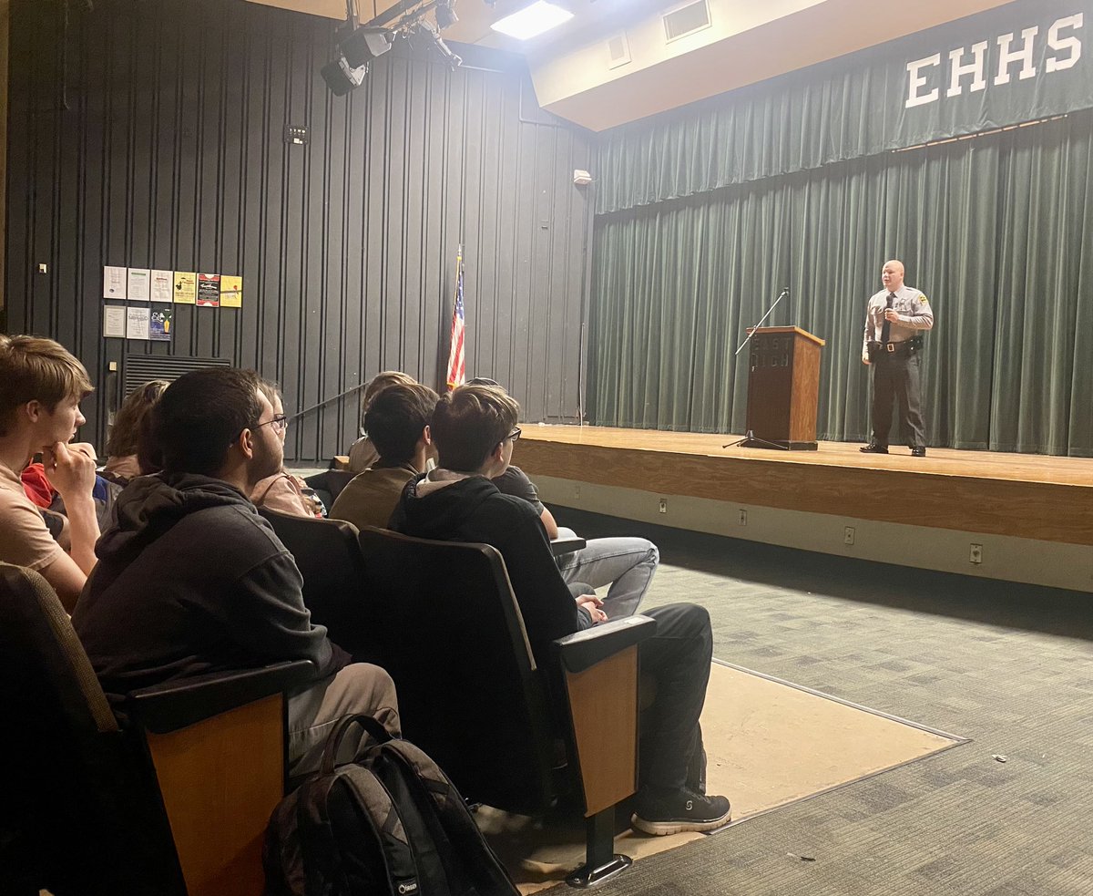 East High would like to thank EHHS Class of 2007 alumni, Trooper Nix, for speaking with our juniors &amp; seniors this morning about distracted &amp; impaired driving. Be safe at prom this weekend, Eagles!  We want you back on campus on Monday! 💚🦅

#EagleFamily #WeAreEast #GoEagles2K23
