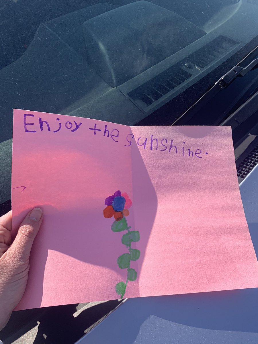 We had a secret messenger (or messengers 🤔) who left end of day messages for staff <a href="/AVPS_LDSB/">Amherstview PS</a> today! So grateful for our school community who embrace the motto “Sharing is caring”.💚💛
#KindessMatters #sharethegood #community