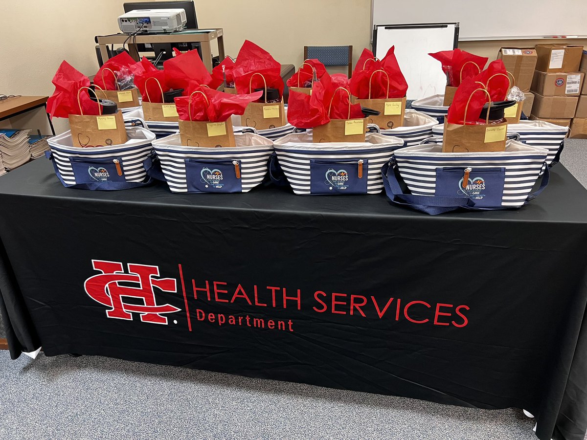 nurse_morris's tweet photo. #SchoolNurseDay #NursesWeek Thank you for all do! #cedarhillisd #CHISD https://t.co/49iJukjY0e