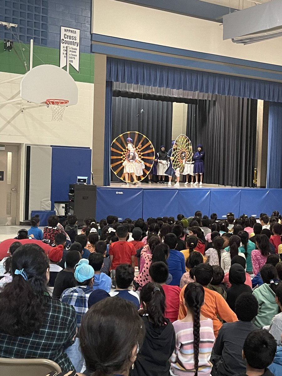 Goraya1419's tweet photo. Gatka presentation at our school. https://t.co/jWHqV0VRx1