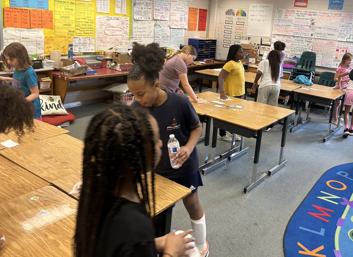 Lexi Hartmann tweet media