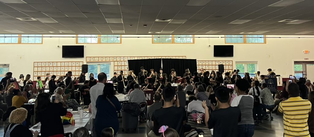Kicking off our Spring Concert Series with Java and Jazz, featuring the <a href="/NPHS_Canucks/">North Plainfield HS</a>, <a href="/NPSD_MS/">NPSD_MS</a>, and @SomersetDragons jazz ensembles! #npsdarts