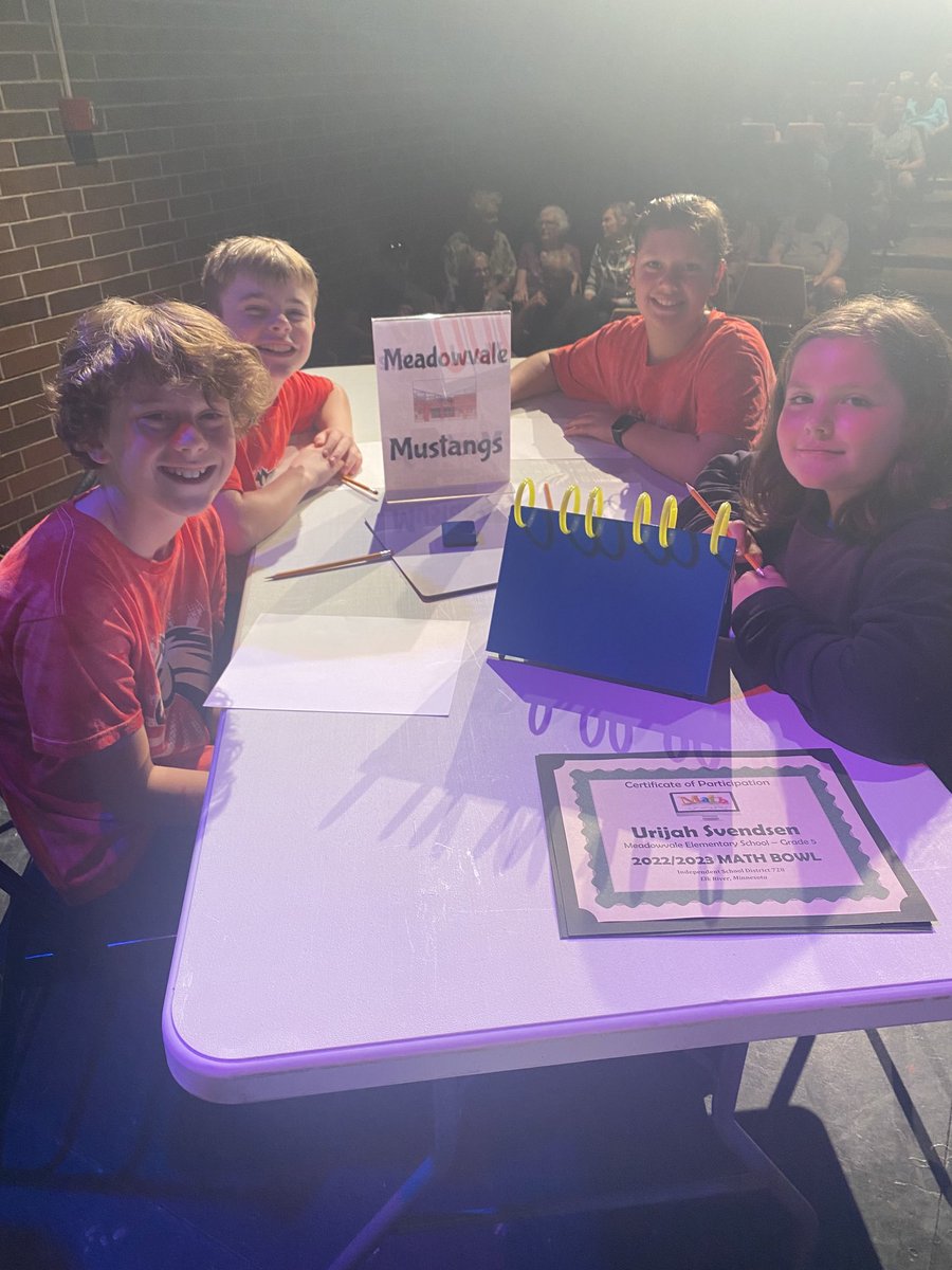 These 4 are ready to represent ⁦<a href="/MeadowvaleElem/">@MeadowvaleElem</a>⁩ at the Math Bowl.  #gomustangs @WCampbell728 ⁦<a href="/ISD728/">ISD 728</a>⁩