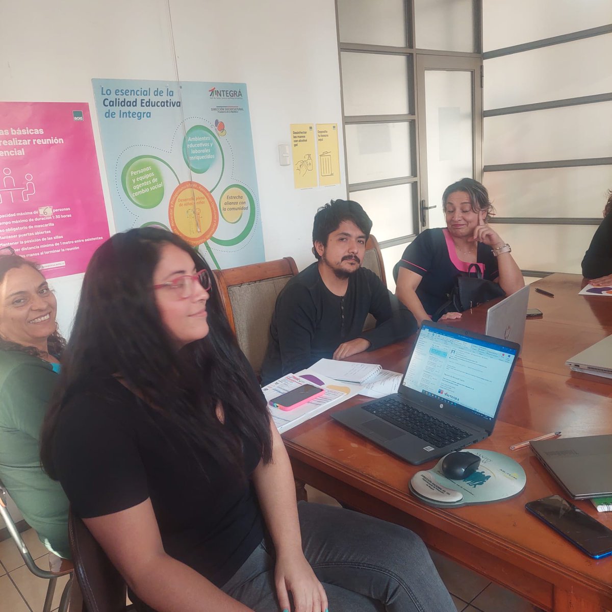 DemocraticoI's tweet photo. Partcipación de nuestra organización en la cuidad de antofagasta tema  uniformes con la delegada Patricia Barraza y la dirigenta Jessica Zavala https://t.co/5b0TjWBOLx