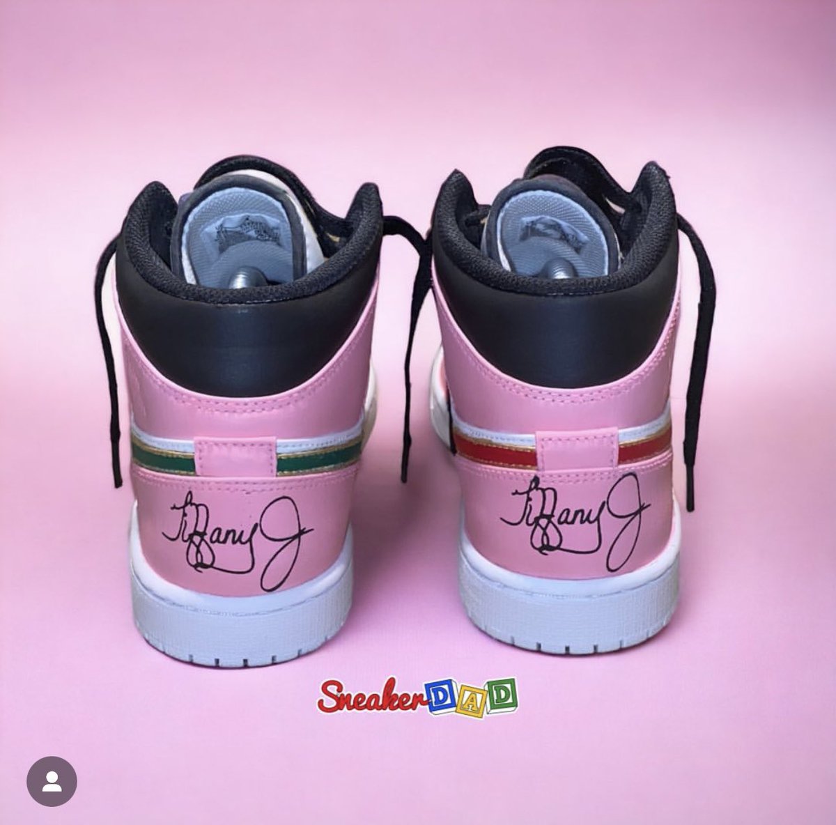 IamTiffanyJ's tweet image. I’d been so “down” all day but seeing the finished product lifted my spirit #customsneakers #tiffanyj