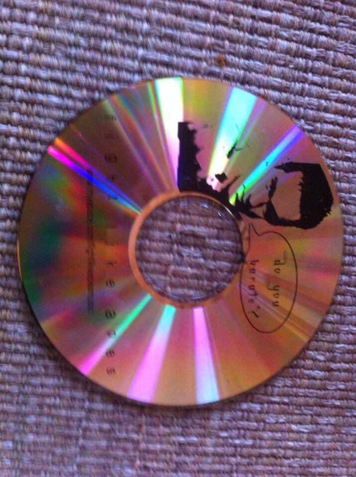 I got this off <a href="/fightlikeapes/">Fight Like Apes</a> many years ago and i never got a cover.  Was this printed on one of those early cdr printers?