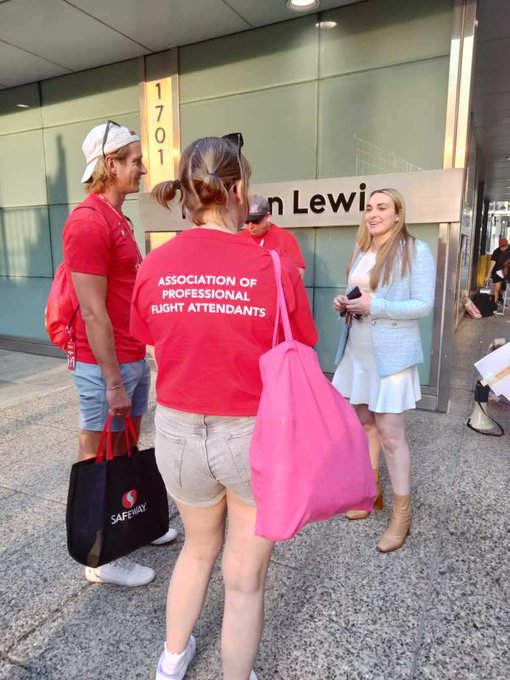 Always good to meet supporters while we&rsquo;re standing up for workers&rsquo; rights together. There&rsquo;s been an