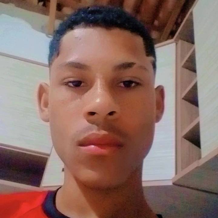 Caique35467352's tweet photo. Como a vida e boa https://t.co/12AVYAvqX6