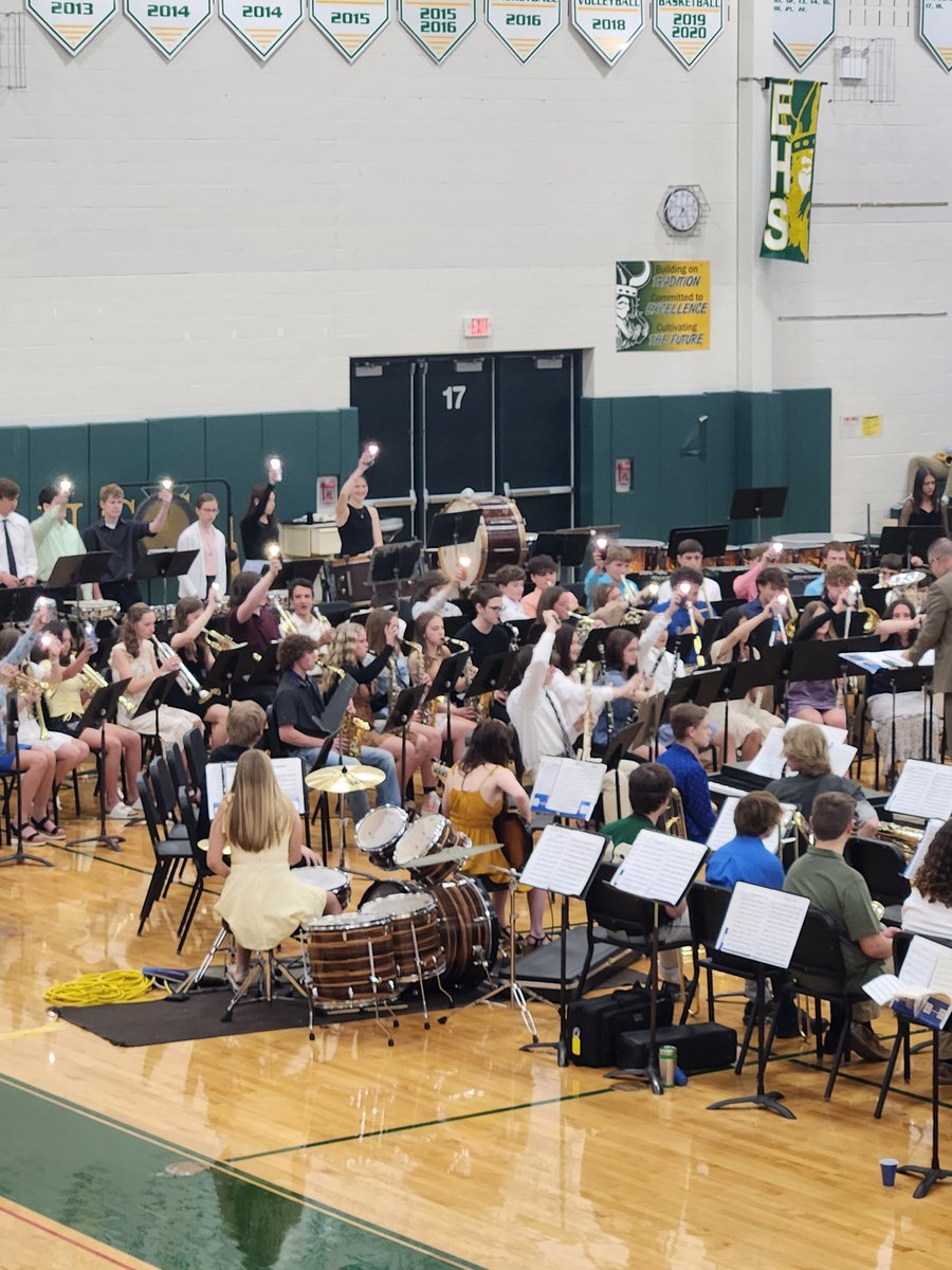 evgmiddleschool's tweet photo. The EMS band put on another amazing performance tonight. Shout out to Mr. Lyons and Mr. Steirman for their unbelievable leadership.  These kids have become a great sounding group! https://t.co/6Gfe375PbB