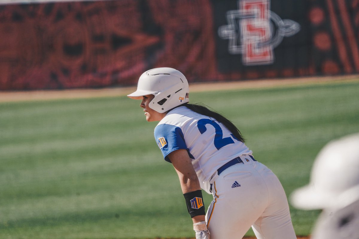 SanJoseStateSB's tweet photo. Eyes on the prize. 👀 

#MWSB | #AllSpartans https://t.co/rzjZiGdzCZ