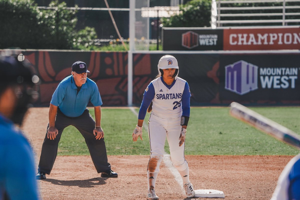 SanJoseStateSB's tweet photo. Eyes on the prize. 👀 

#MWSB | #AllSpartans https://t.co/rzjZiGdzCZ