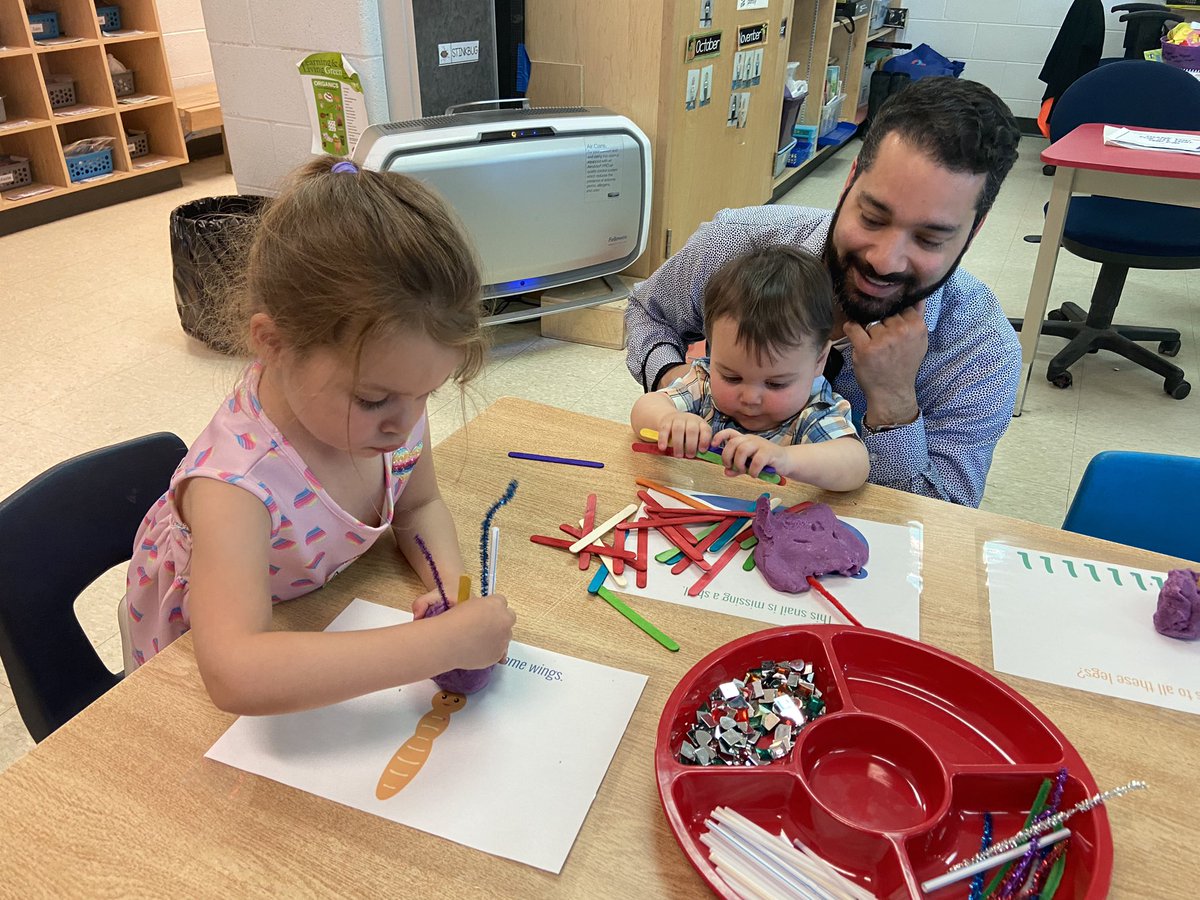 MrsGaffoor's tweet photo. So much fun at Welcome to Kindergarten Night @HuroniaCES   The Kindergarten team did a wonderful job organizing this event. Thank you! My little future Hawk is very excited! https://t.co/QiEEgpTEcL