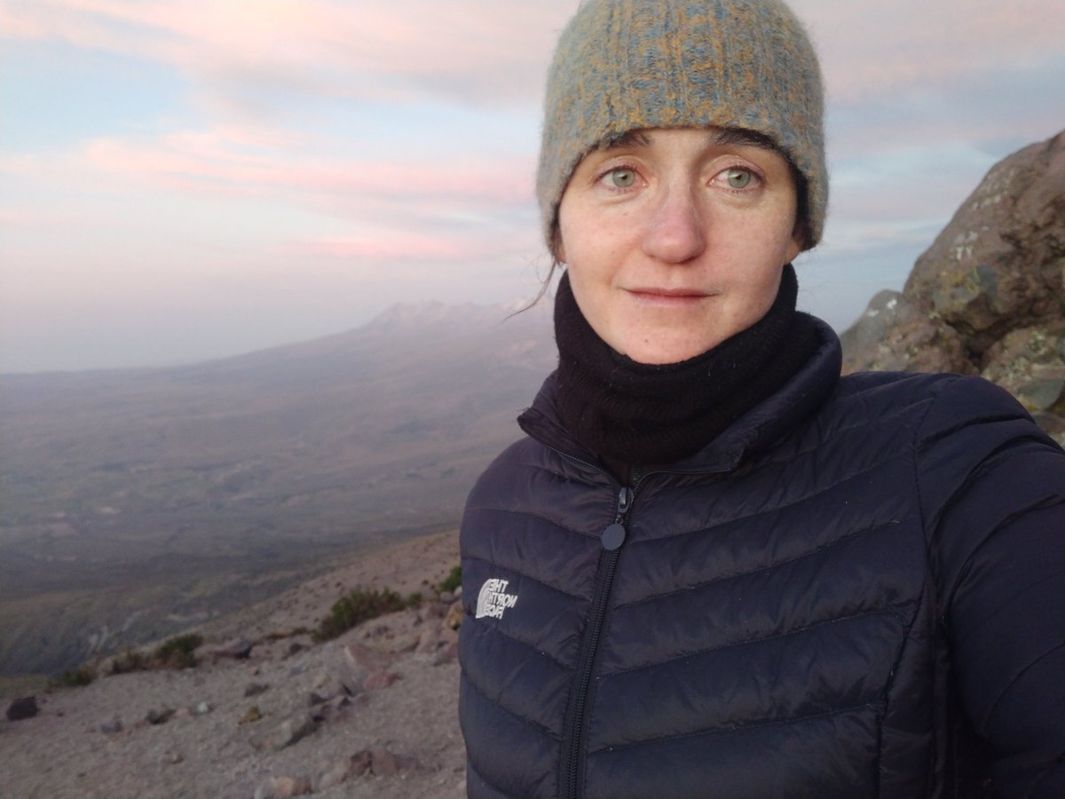 I went to hike #Misti, with 3 others - alone on the volcano. By the 2nd day I was pale and out of breath, but determined to keep going. A guy said "Even though you want to get to the top, listen to your body, our life is more important." He was an angel and took me to basecamp.