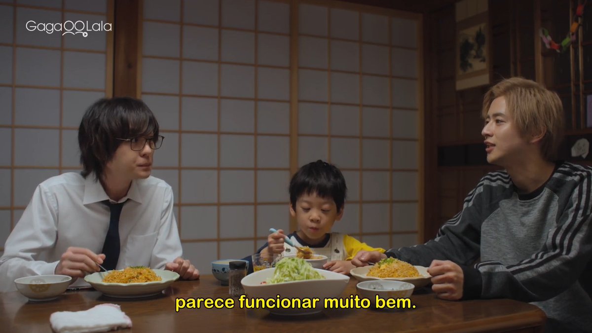 Salomas01's tweet photo. Eu achei tão lindo que aos poucos eles vão se abrindo e compartilhando boas lembranças. #OurDiningTableEP5 https://t.co/hPxsnH3o9A