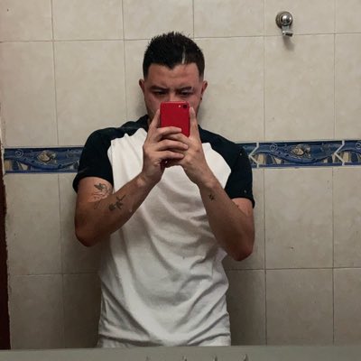 LuisBakeer's tweet photo. #NuevaFotoDePerfil https://t.co/UoubzzuQeQ