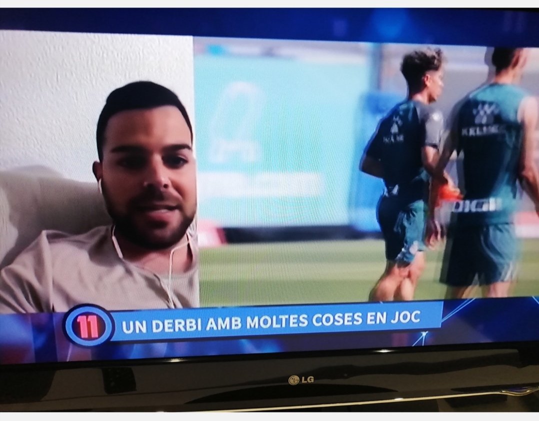 Grande.Això és tenir criteri i en inferioritat tenir personalitat per defensar els colors. Ets un "fenomenu".Bravo👏I Bernabeu a nivell futbolístic, donar lliçons a l'Espanyol quan el Sevilla estava a Turí i el teu equip té festa?🤔😔. Ets millor. <a href="/AlexPerezEsc/">Alex Pérez</a> <a href="/DBR8/">David Bernabeu Reverter</a> <a href="/SDEspanyol/">SDEspanyol</a>