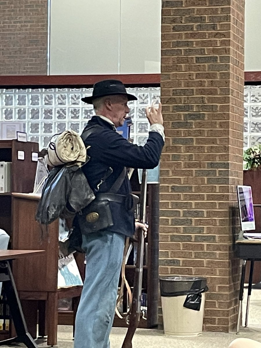 wilch_beth's tweet photo. Learning about the lives of Civil War soldiers, officers, and @KarrerMS 8th graders even learned some training commands! We think they did a great job! #americancivilwar https://t.co/Rp9KRMv9OY