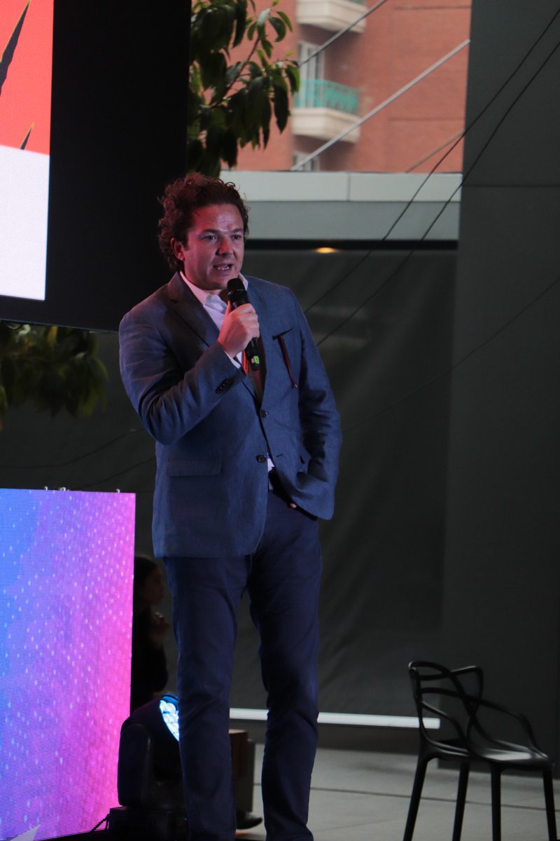 republicagt's tweet photo. #ThinkDigital2023 🧠 | @rodrigoarenas CEO de Republica en su intervención en el #ThinkDigital2023 destacó la importancia de apoyar a la comunidad de emprendedores en Guatemala quiénes se han destacado por ser gente trabajadora y luchadora que no se detiene en la búsqueda de sus sueños.
