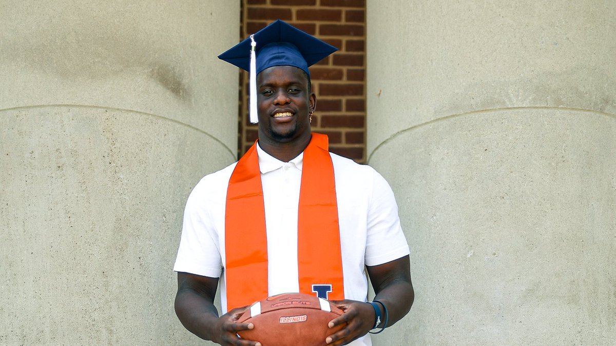 Illinois Football tweet media