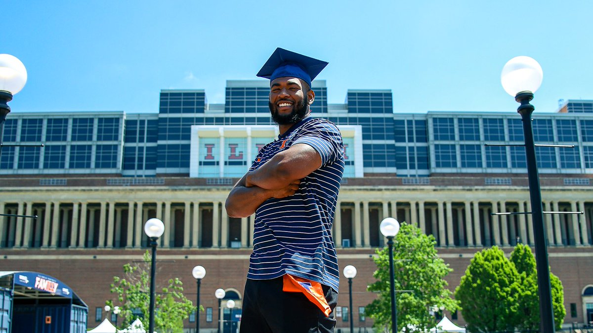 Illinois Football tweet media