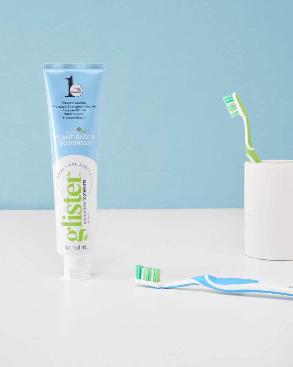 Minty-fresh straight from the farm 🌱 

#Glister toothpaste includes some of our favorite naturally derived ingredients — including a silica polishing agent and traceable Nutrilite-certified peppermint in our flavor blend (it even has a birth certificate!) 👀 
#Amway #AmwayLife