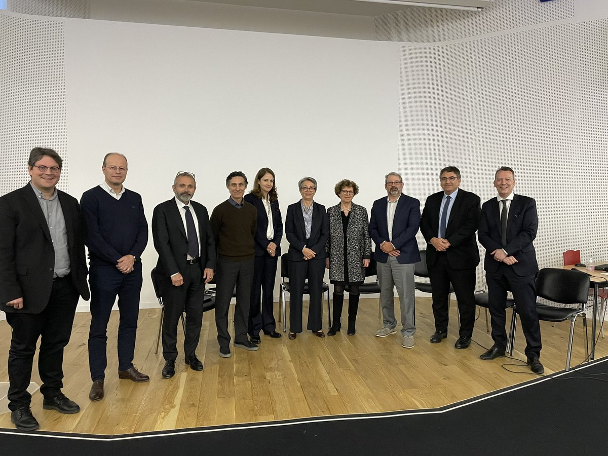 DenisJDavid's tweet photo. @UnivParisSaclay welcomed Dr Joshua A. Gordon, Director @NIMHDirector as part of a day of conferences on #mentalhealth research @Pharma_UPSaclay @GS_HeaDS and @MedecineUPSay @Inserm @MOODS_Inserm @Cesp_Inserm https://t.co/rgZw9roB4M