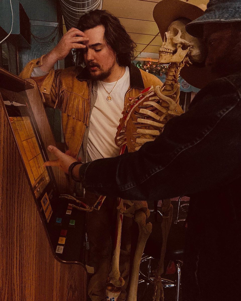 EliasKerr's tweet image. We’re dropping a project on 5/17. Forward thinking and traditional country.  @BGilForReal