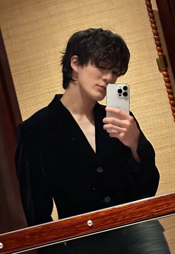 JerichoEleanor's tweet photo. Hi gue Jericho, gue baru disini jadi let's b #moots #mutualan sini 
Helpp rt/like pin tysm https://t.co/K4jDoSQleG
