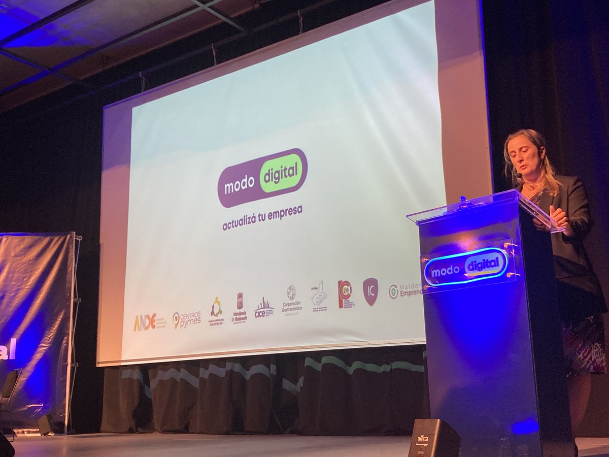 ANDEUruguay's tweet image. Maldonado ya prendió su #ModoDigital 💡
Compartimos experiencias, herramientas y conocimiento con empresarios y empresarias del departamento.

Conocé más del programa en mododigital.uy 📲

Nos vemos en Rivera