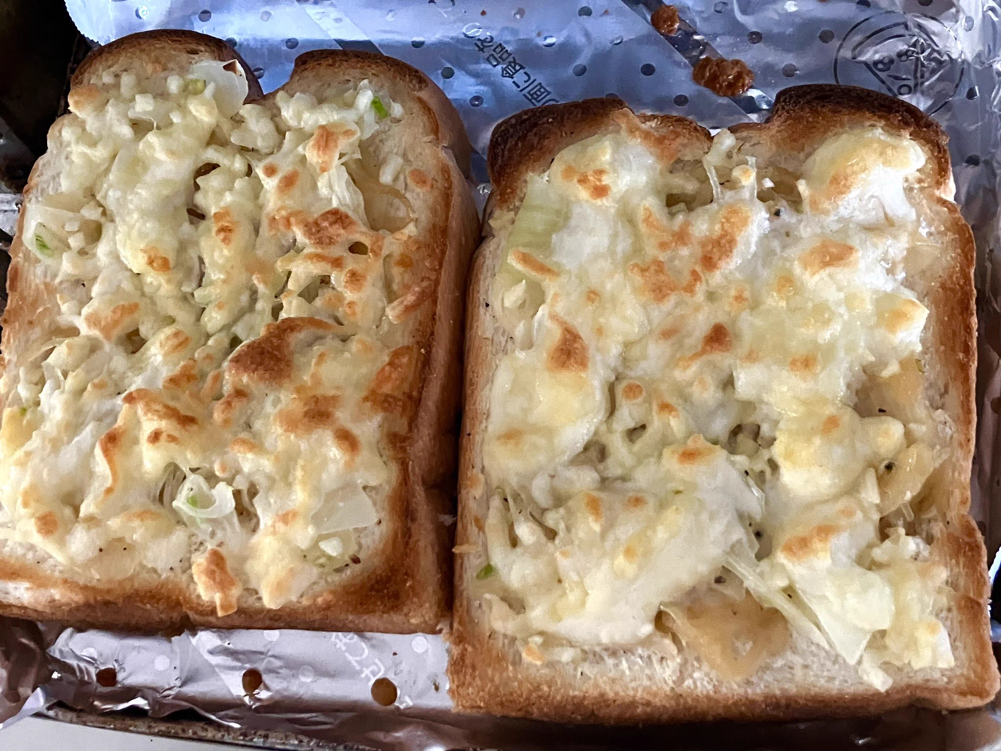 パセリなかったけど作ってみた！
美味しい！✨
寝る前にコンビーフも混ぜようと思ってたのに忘れた！
から、次作る時はコンビーフも入れるのだよ😋  