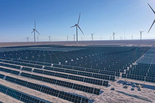 DFinanciero's tweet photo. 🔑 #DFFull | El aumento de las emisiones de carbono en China podría verse pronto eclipsado por el impulso de las energías limpias https://t.co/sCoZ5NSnpq https://t.co/RUrJ9lknuK
