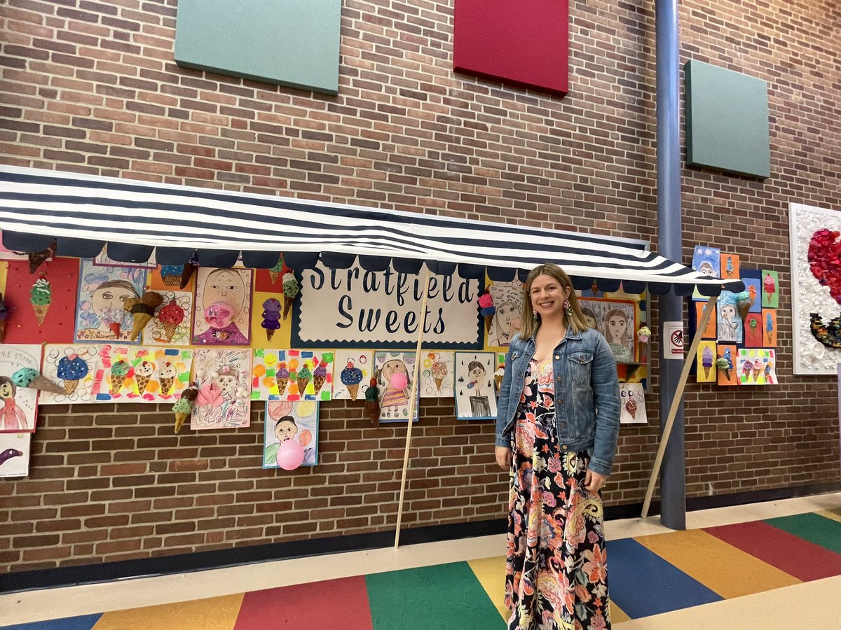 MsMcgoey's tweet photo. More from the Stratfield Art Show!!! Thank you Mrs. Nokta, Mrs. Pollock, Mr. Fecteau and the many parent volunteers who made this a magical evening!!! https://t.co/3CbnXUBnrq