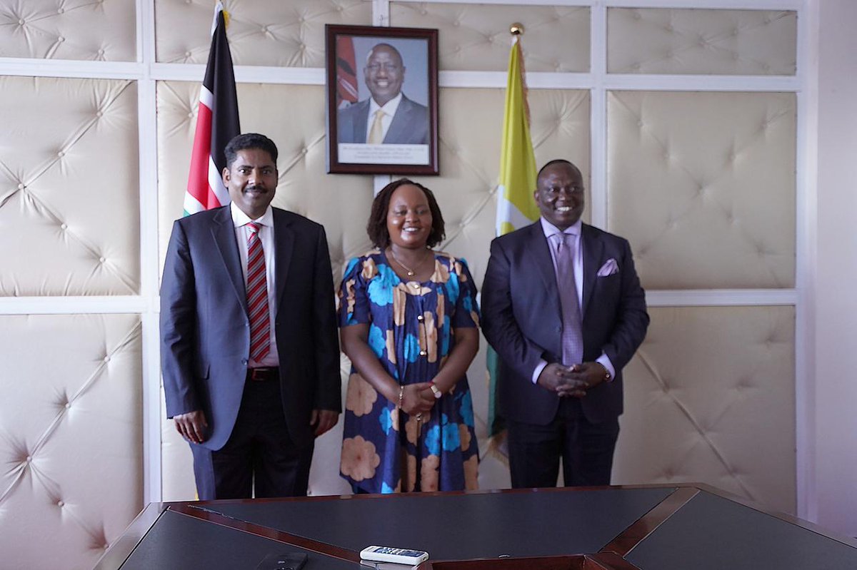 TeamNguvu's tweet photo. Governor @AnneWaiguru , her deputy governor &amp; Trade department officers played host to the @kenya_chamber delegation led by Chamber President @Ngatia_Richard incoming CVP A. Shariff, 5 Chairpersons from Central Region among others when they paid her a courtesy call on the https://t.co/RVqda12LA8