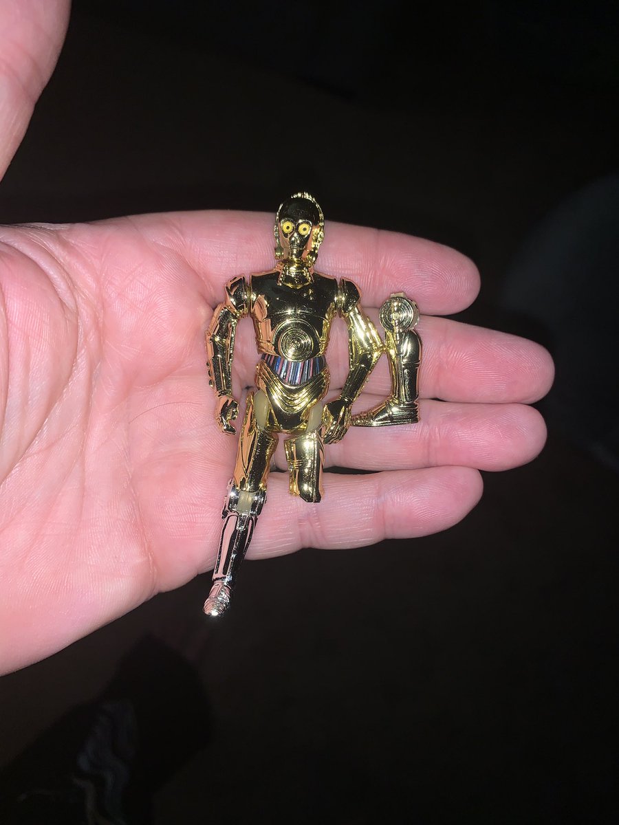 sacoach's tweet image. Son of a bitch I picked my 3PO up and his leg just fell off. 

I&apos;m standing here in pieces, and you&apos;re having delusions of grandeur!

#MakeLemonade