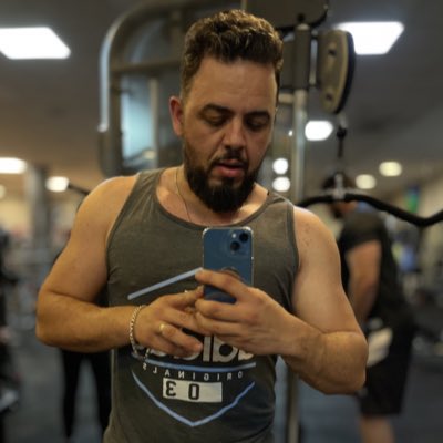 marcelo_histori's tweet photo. #NovaFotoDePerfil https://t.co/6W0jYMsH3D