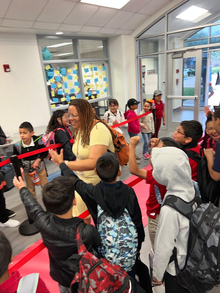 Dale B. Davis Elementary tweet media