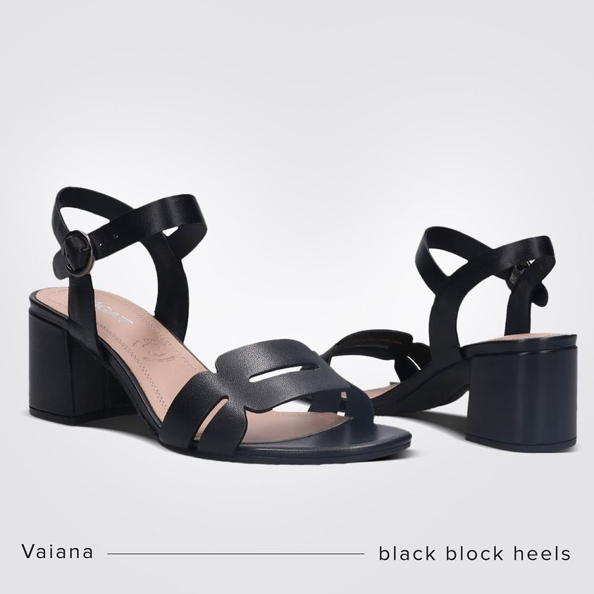 Be it for winding the clock at work or unwinding after, she’s here to help you rock the block. Vaiana. 
Also available in Red.

Shop for your size at bit.ly/3DjGHLB

#BAGATTindia #leatherheels #italiandesign #blackheels #classyheels #killerheels #highheels #heelsaddict