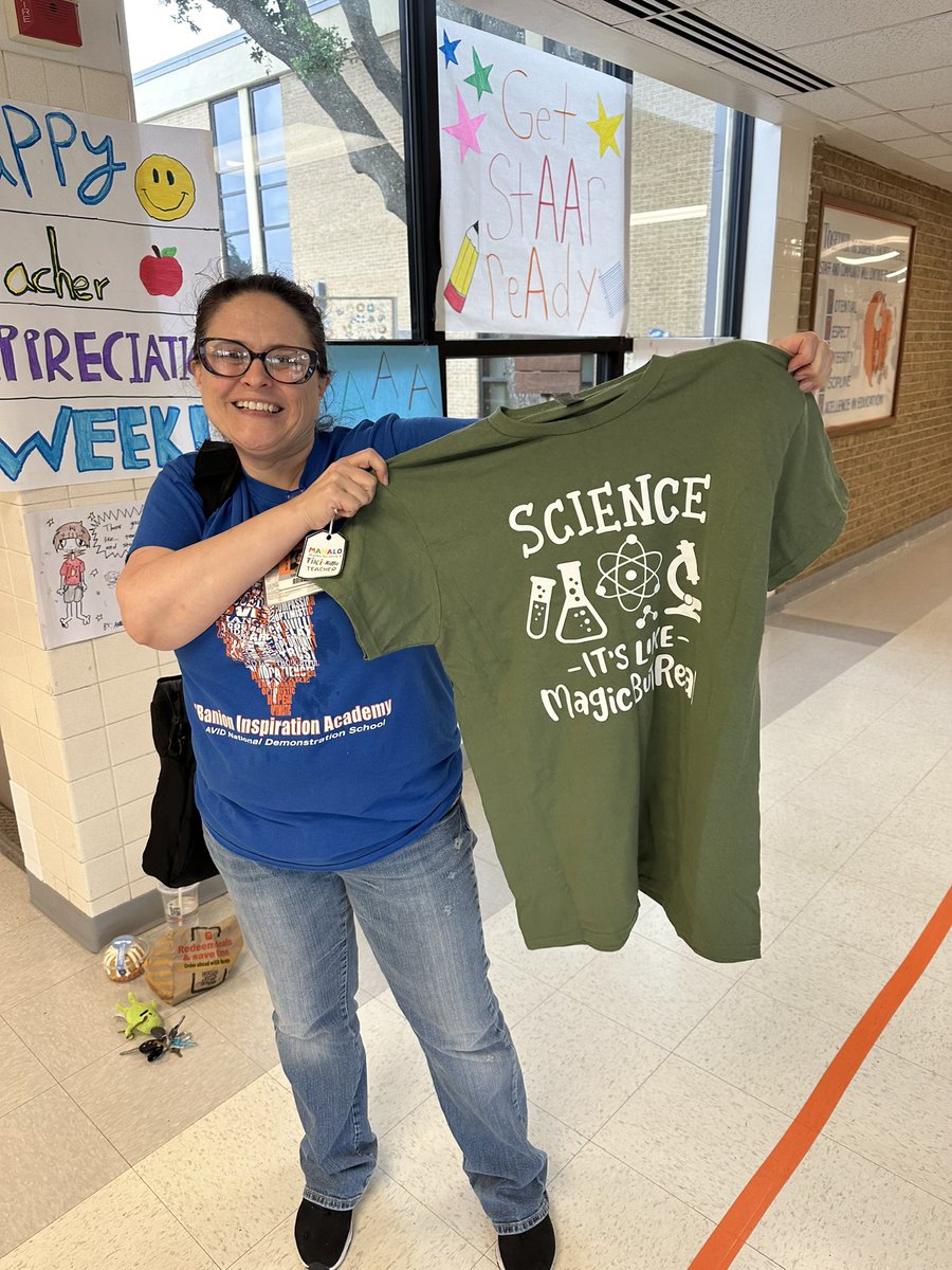 JenGarciaOMS's tweet photo. Nothing Bundt love for our amazing @OBanion_Bisons teachers!!! Room service today..Bundt cakes and personalized department shirts for them to sport for their one hour lunch tomorrow!!! The week just keeps getting better..we LOVE celebrating our  teachers!!! 🧡💙🦬 https://t.co/I9gJLF8PGw