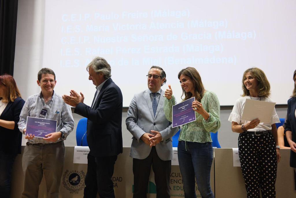 iesmva's tweet photo. Nuestro alumnado @iesmva del profundiza ha participado en el Ciclo Ateneopuntoedu: Innovación-Acción. Enhorabuena!!!
@EducaAnd @EducaAndInnova @EducacionMalaga @educacionmlg https://t.co/dUhsvbnY1P