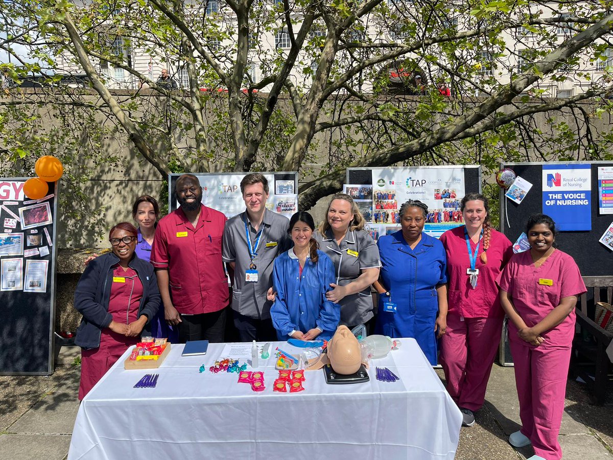 Celebrating together with sunshine and smiles @Gstt Theatres #InternationalNursesDay and #ODPDay @GSTTanaesthesia @EvaJacovou @RuheanaBegum89 @tompdodp