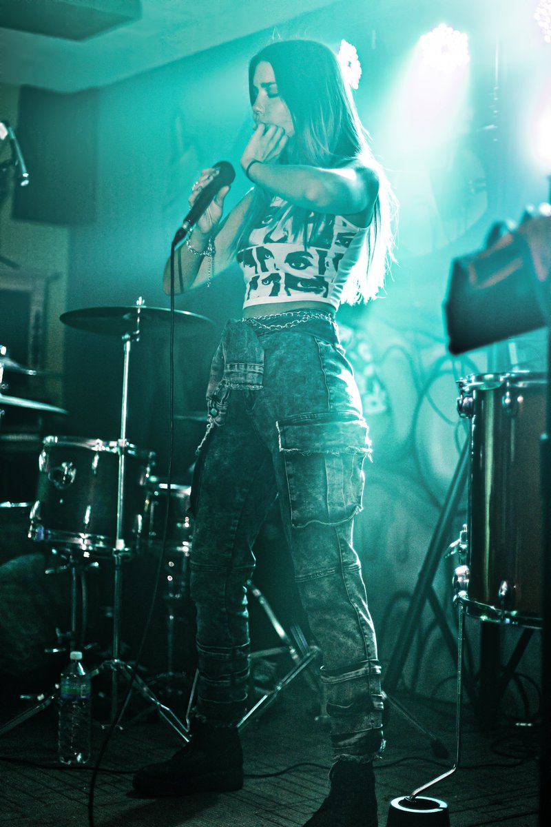 Hand Squeezed 🍋 tweet media