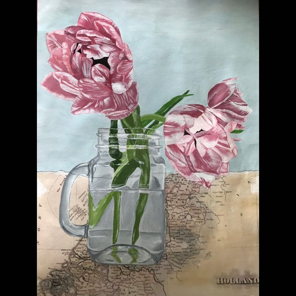 Beautiful floral study to start Friday with 
.
.
.
.
#flowers #flora #flowerpainting #vase #flowerarrangement #stilllife #artinschools #naturelovers #nature #observation