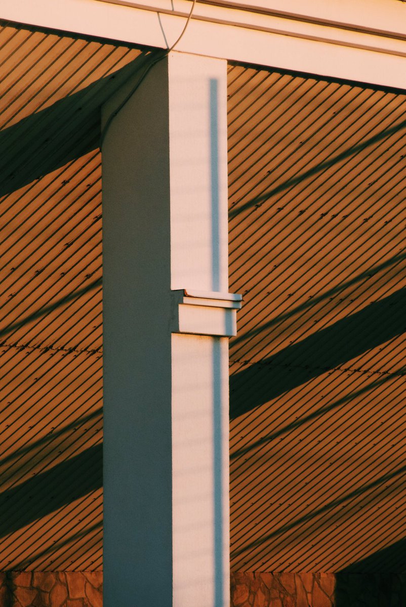 olitarg's tweet photo. ... And I get lost in the nothingness inside of me...
#geometric #geometry #architecturephotography https://t.co/VJTV9zPLaX