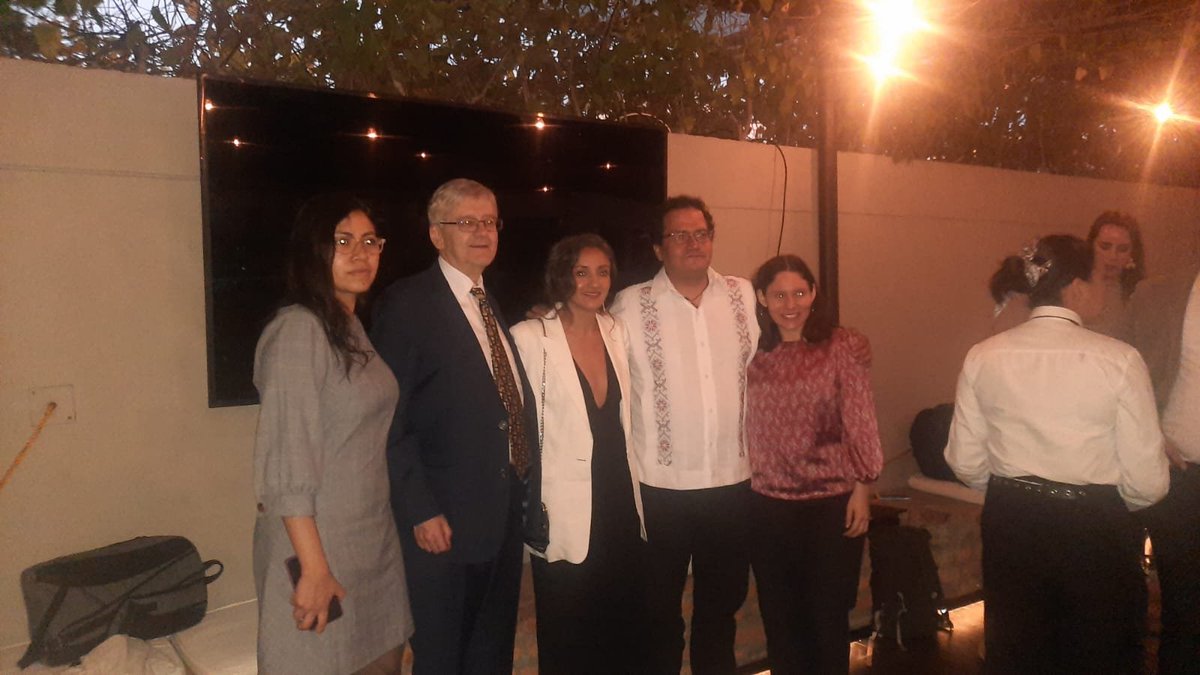 inecc_gob_mx's tweet photo. 📌Representantes de la #DGPAC de @SEMARNAT_mx
y del #INECC participan en la presentación del #Financiamiento para la #AcciónClimática en México 🇲🇽 de la @GIZMexico. 1/3 https://t.co/agyZf4L4JO