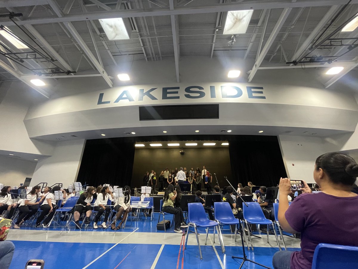 Great job, Thunderbirds, sixth grade band and choir! Way to soar! ⁦<a href="/ValVerdeE_VVUSD/">ValVerdeE_VVUSD</a>⁩ ⁦<a href="/VVUSD_VAPA/">Allyson Huntsman</a>⁩