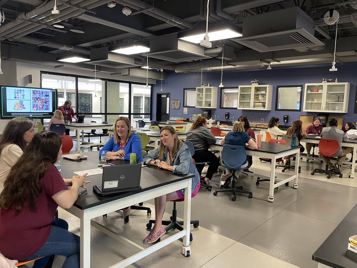 Final Lunch &amp; Learn of the year! Students shared ideas to create a more inclusive school and activities that they experienced this school year that honored and celebrated their cultures, identity, and unique characteristics. Best Lunch &amp; Learn yet! #mortonpride #orgullomorton