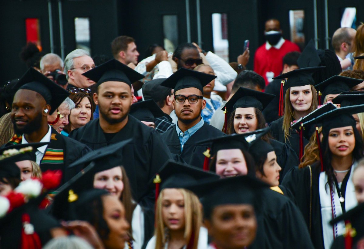 Slim Charles tweet media