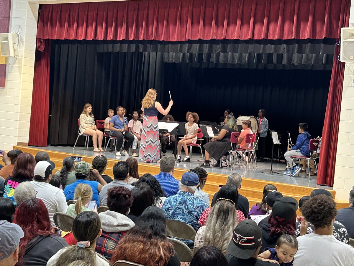 Jen Becker tweet media